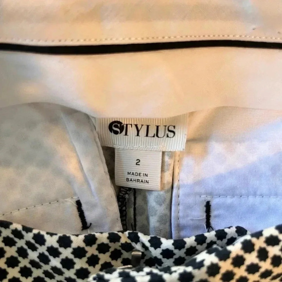 Stylus Pants - Size 2 - Picture 5 of 6